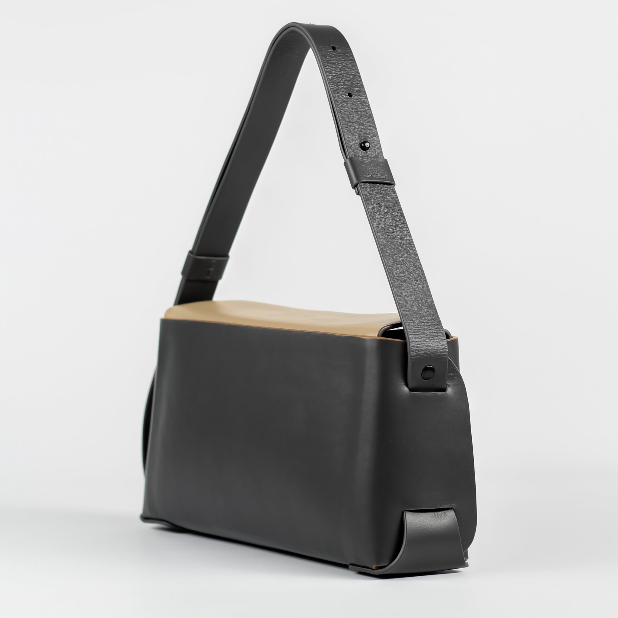 PRE ORDER - Élan shoulder bag in Asphalt Espresso