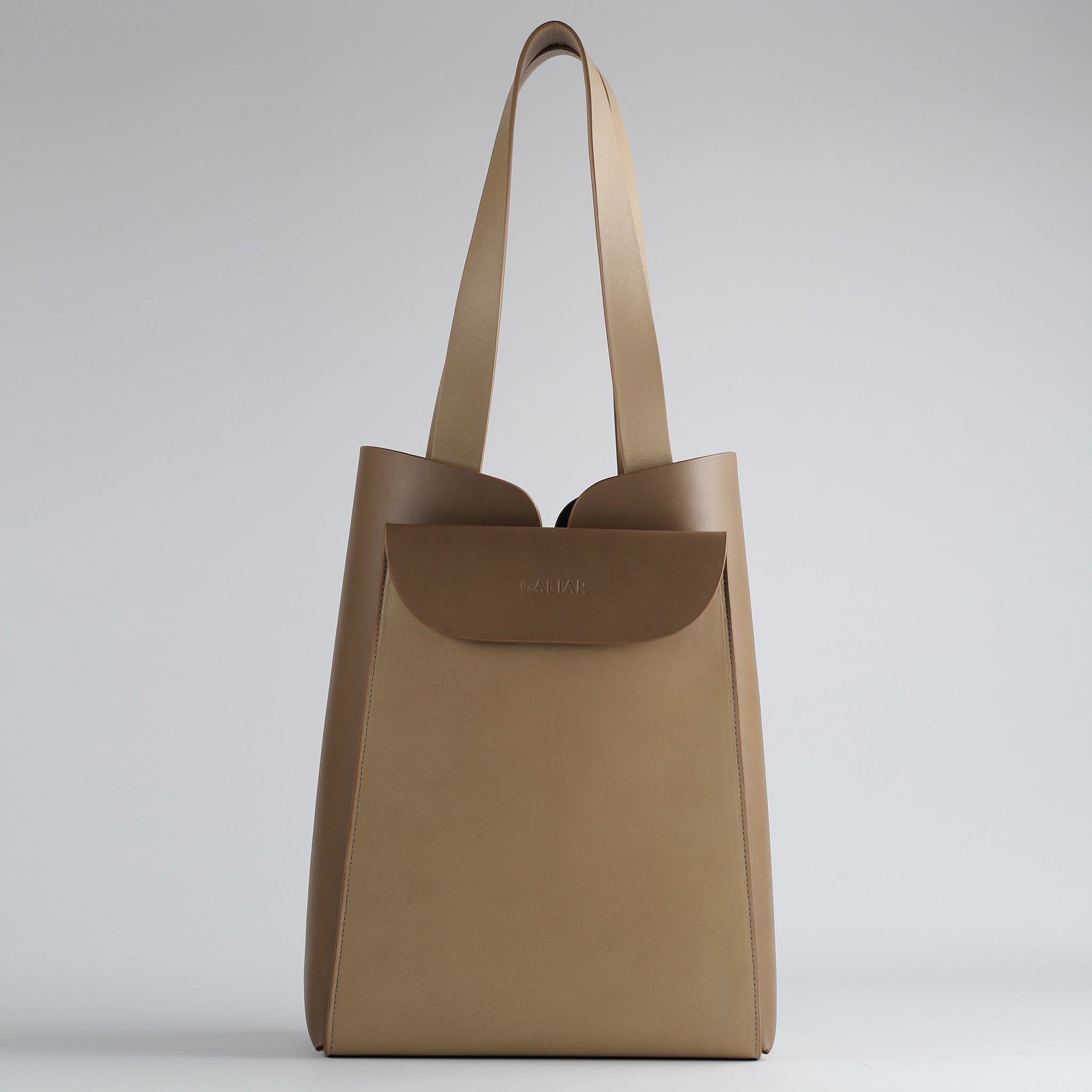 PRE ORDER - Reverie vertical tote in Cappuccino