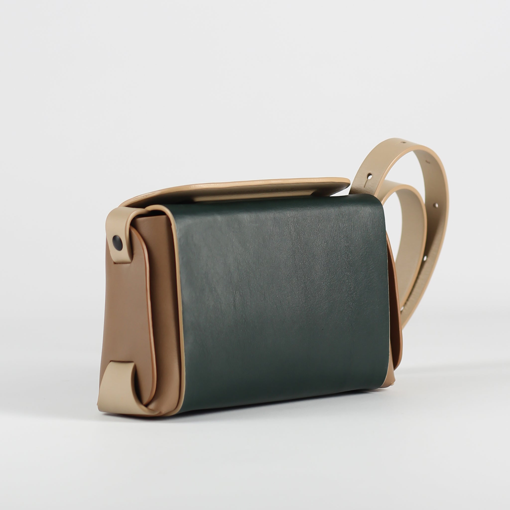 PRE ORDER - Éclat small crossbody bag in Metropolitan Duck
