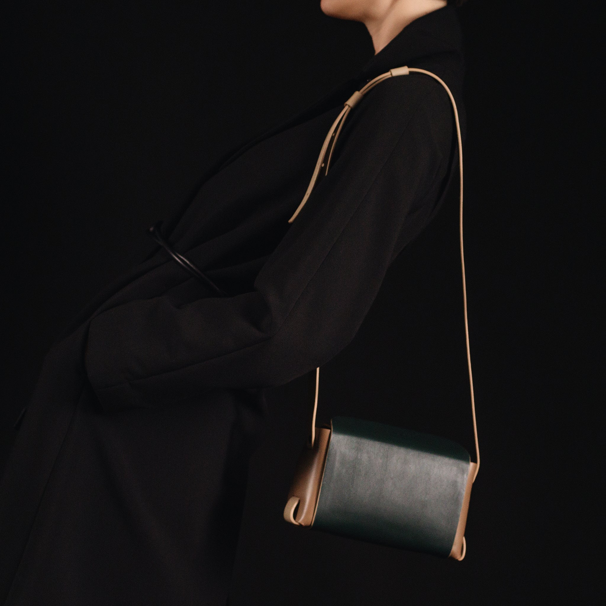 PRE ORDER - Éclat small crossbody bag in Metropolitan Duck